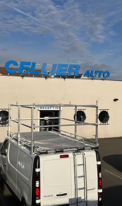 GALERIE AVEC GARDE CORPS