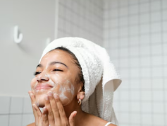 Guia Completo para uma Limpeza de Pele Perfeita: Benefícios, Etapas e Dicas Essenciais