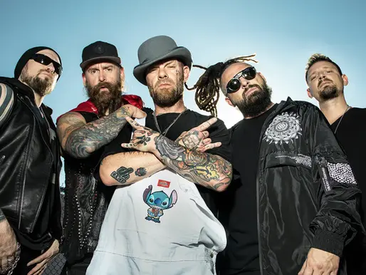 Five Finger Death Punch kondigt het tiende studioalbum ‘Legacy’ aan en brengt een krachtige single uit! + (audio) video
