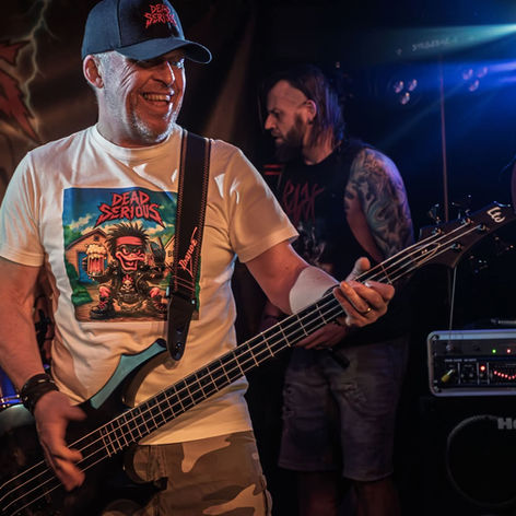 Een aangenaam gesprek met Gunny, bassist van Cult Of Scarecrow (BE) én Dead Serious (BE)! + video's