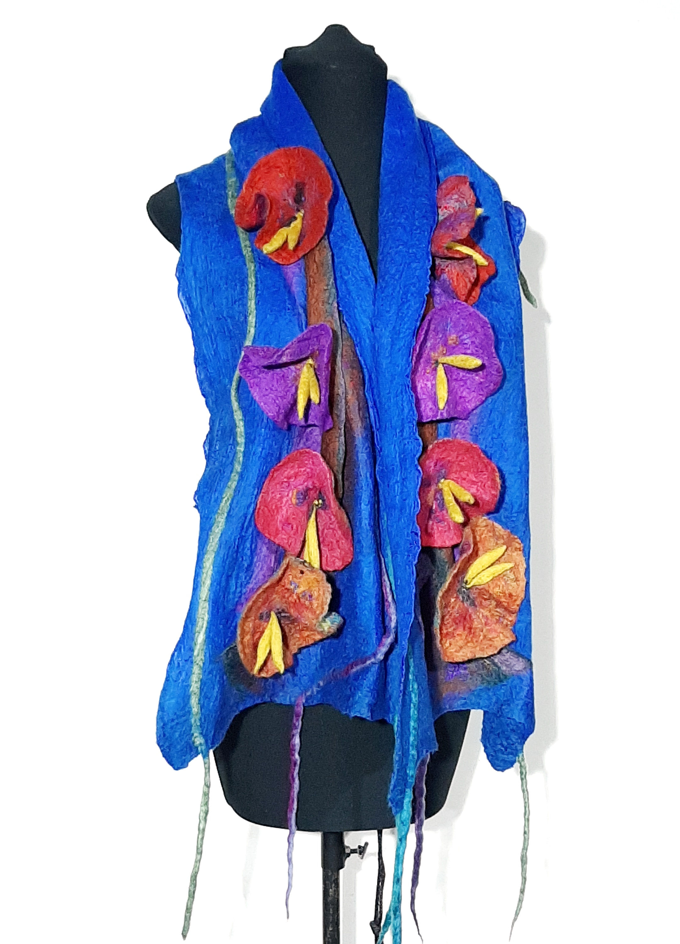 Cuello y bufanda con flores