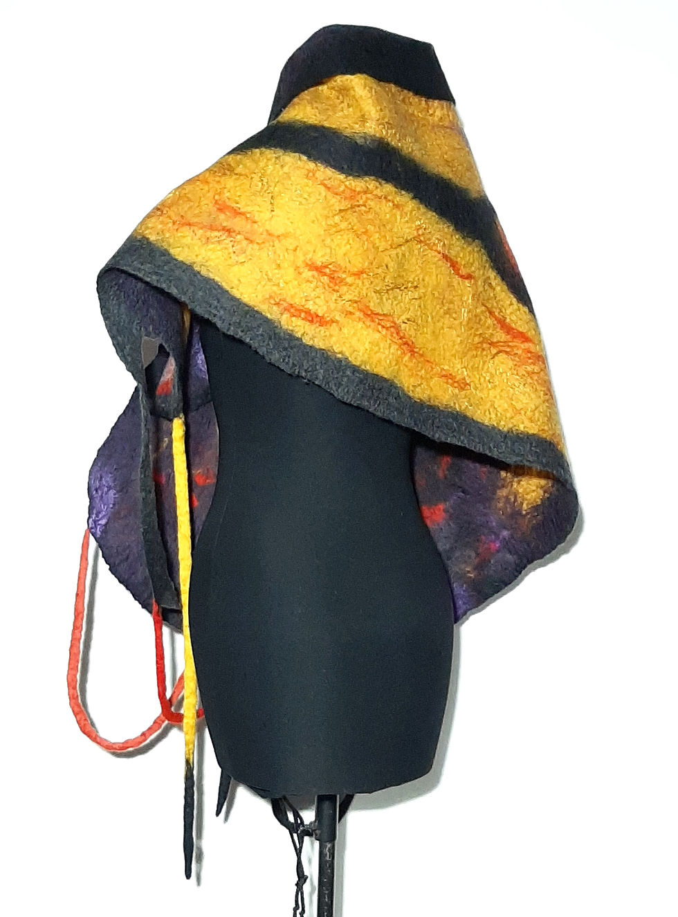 Miniatura: Cuello y chalina 'Ala de Monarca'