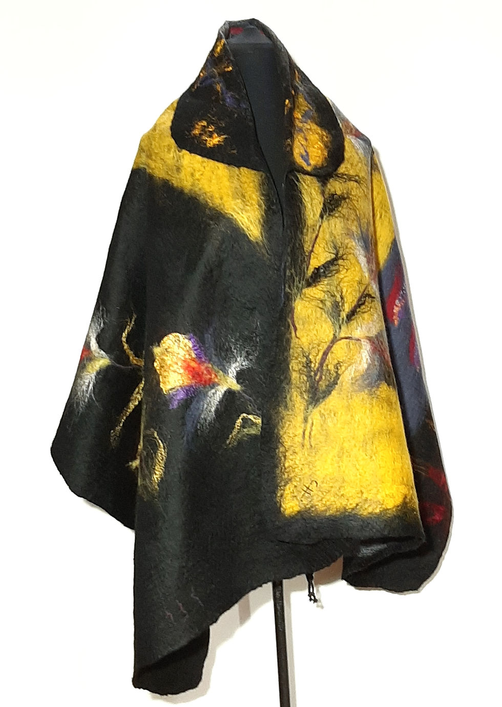 Miniatura:  Chal Flores sobre negro. 