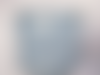 Иллюстрация к посту Инны Гендель «Вселенная в кармане». Карман джинсов с абстрактным космическим фоном, визуальная метафора карманного мозга и персональной вселенной.