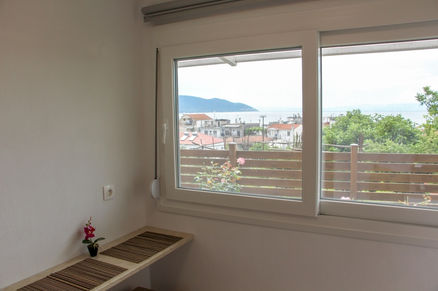 harmony_kitchinette_view.jpg