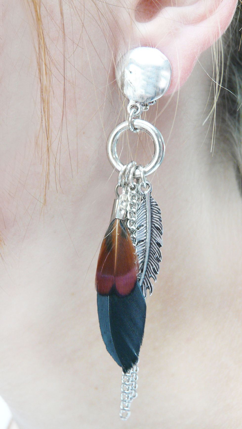 Boucle d'oreille plume