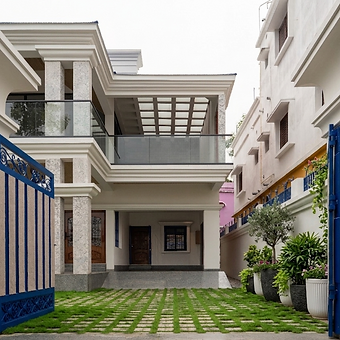 2 .VILLA FRONT VIEW FROM FRONT.png