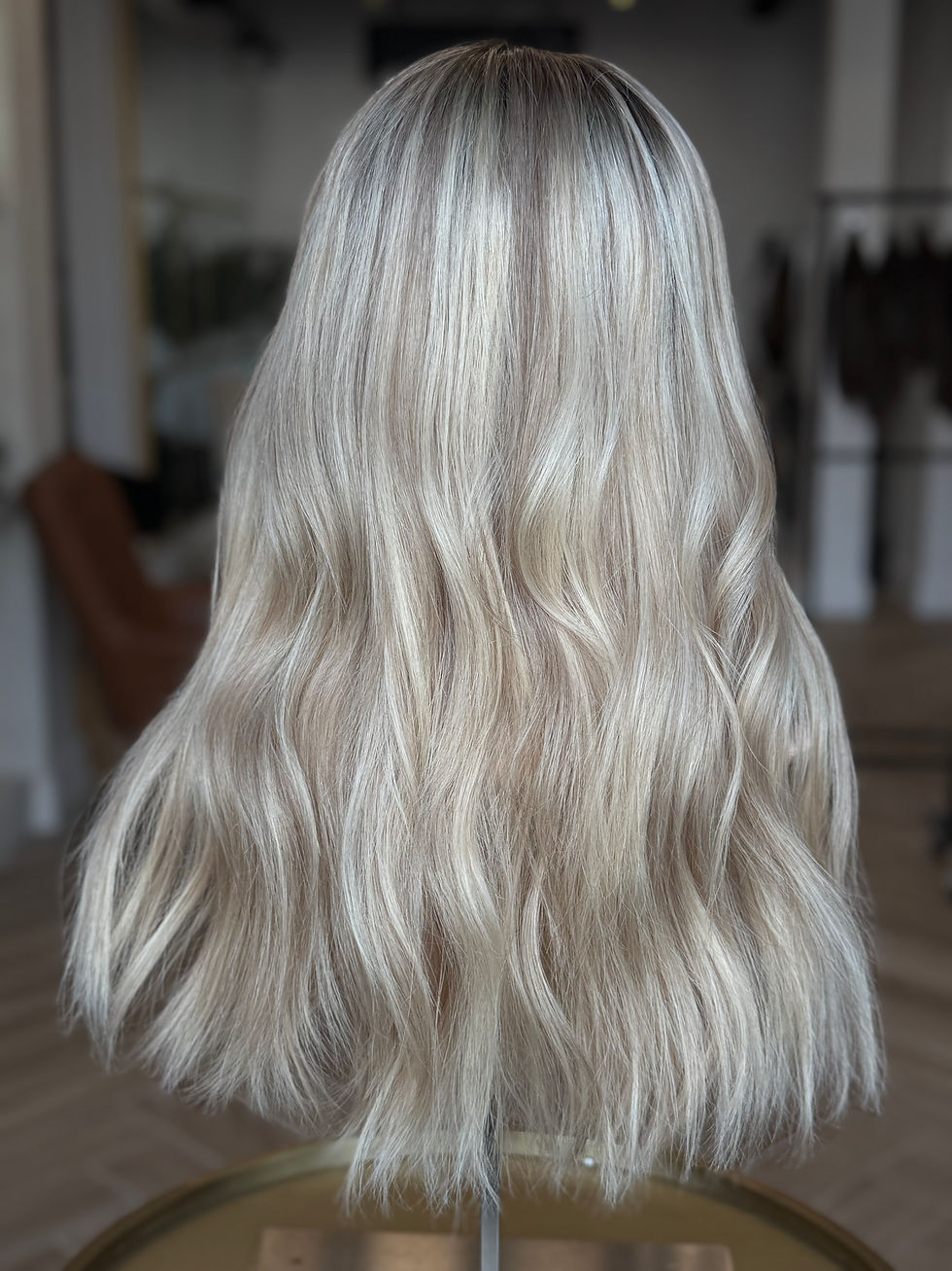Thumbnail: Angelina 21” Wig (XS)