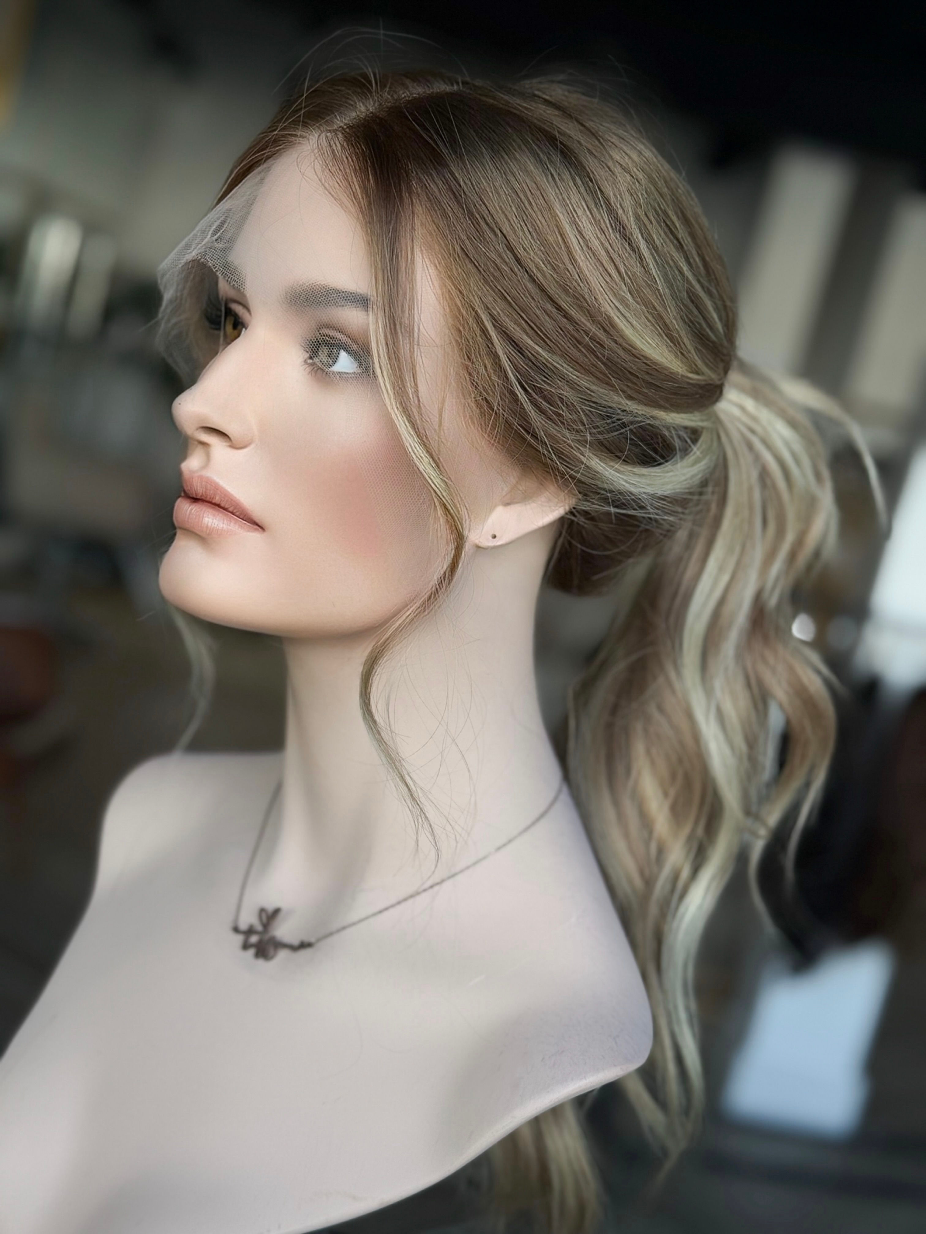 Thea 26” VIP Wig (M)