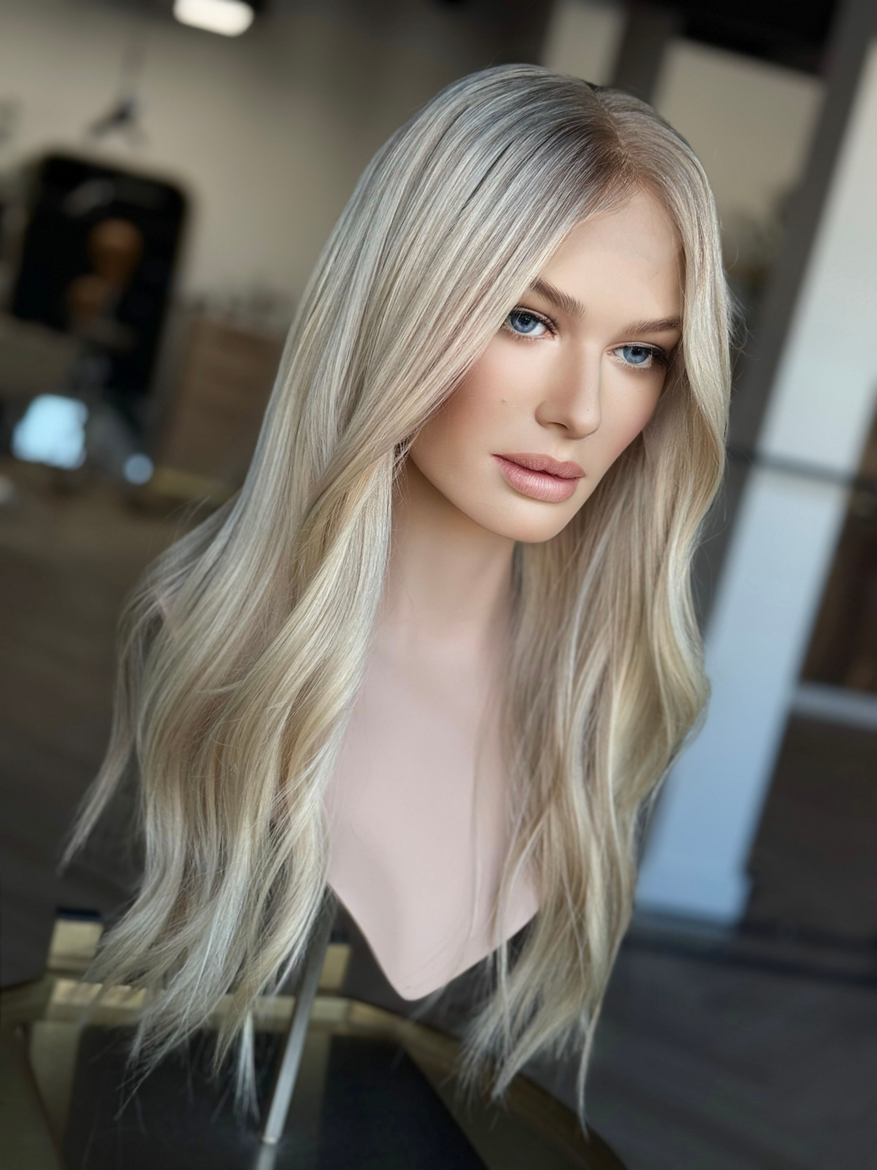 [CROWN] Blondie 22” (10x11”)