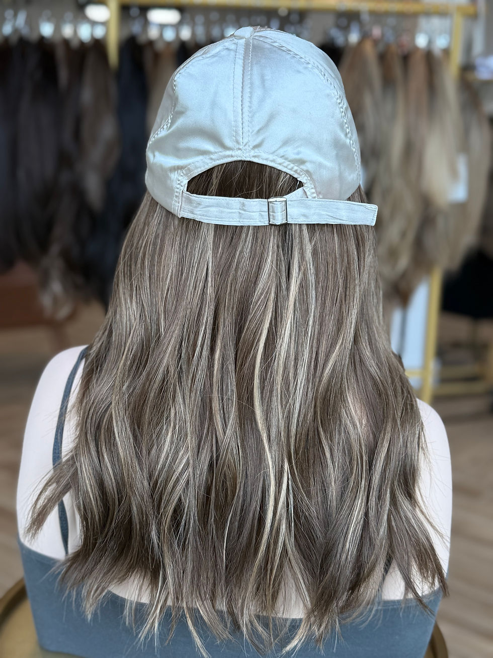 Thumbnail: Kierra 21” Hat Wig (M)