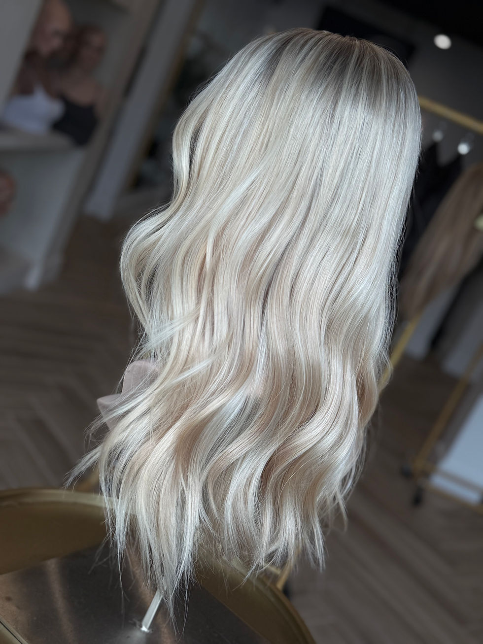 Thumbnail: Blondie 22” Wig (M)