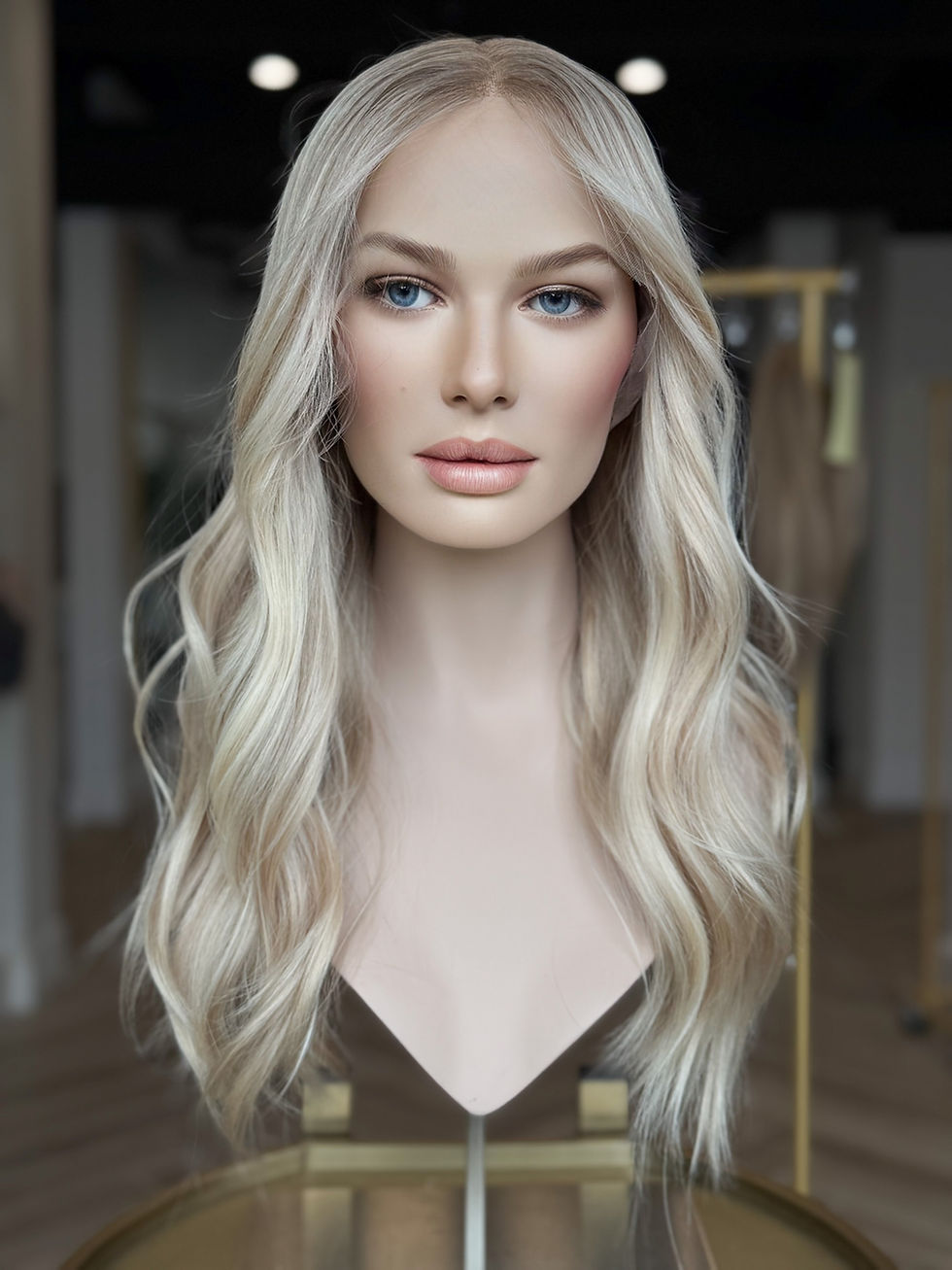 Thumbnail: Blondie 22” Wig (M)