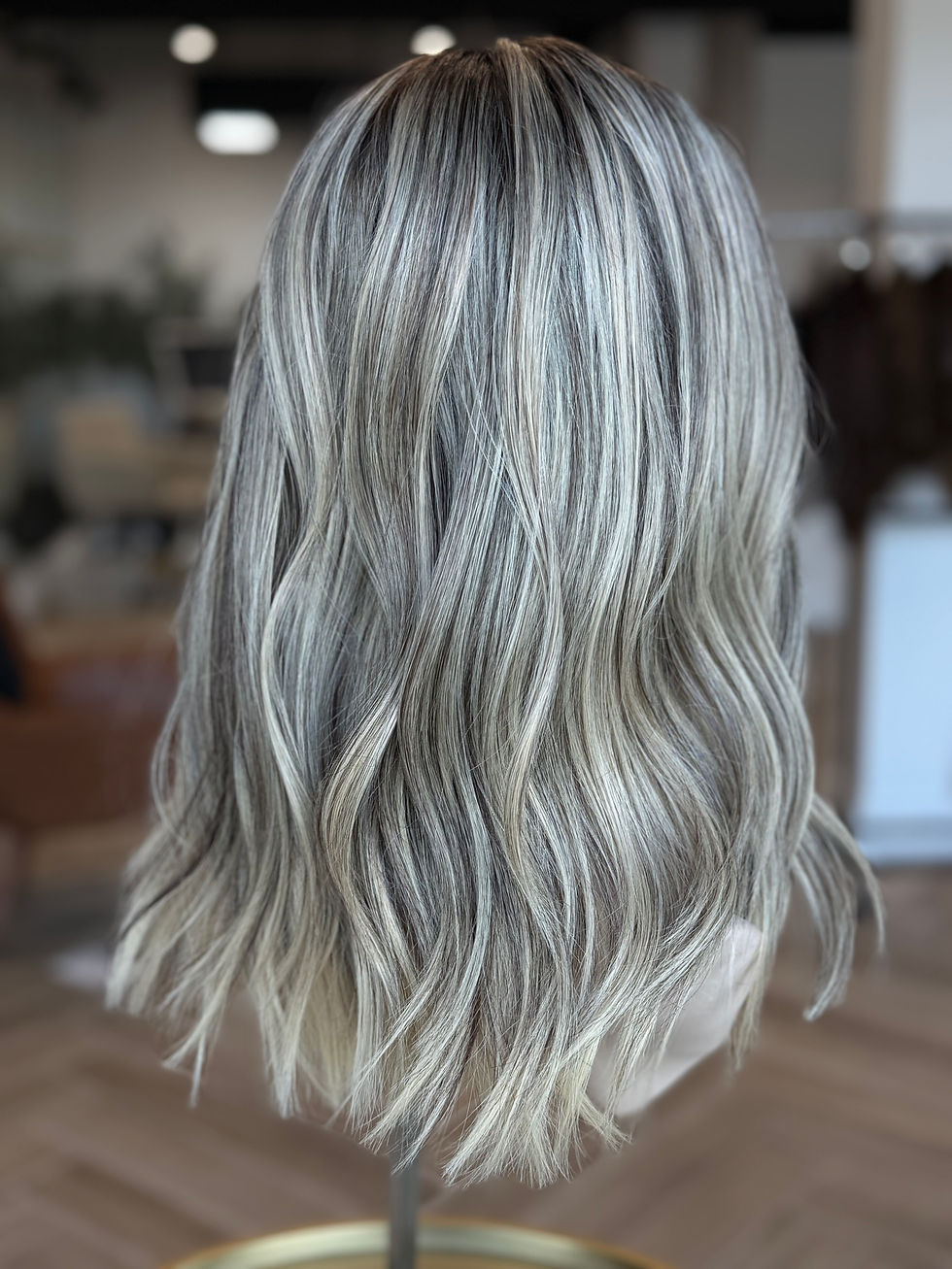 Thumbnail: Odelia 18” Wig (M)