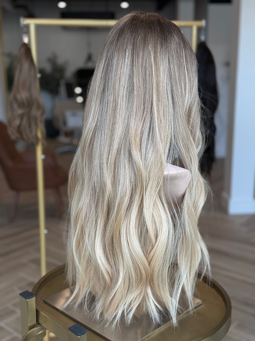 Thumbnail: [GUILTLESS] Party Girl 27” Wig (M)