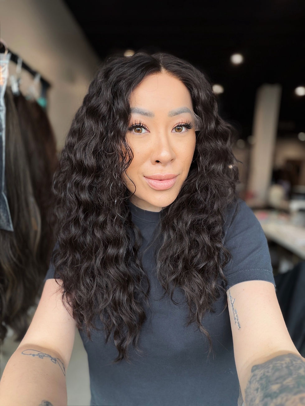 Thumbnail: | Debbie | 23” Wavy Wig (M) 