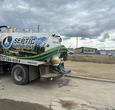 idaho septic solutions truck after a successful drain cleaning in Caldwell