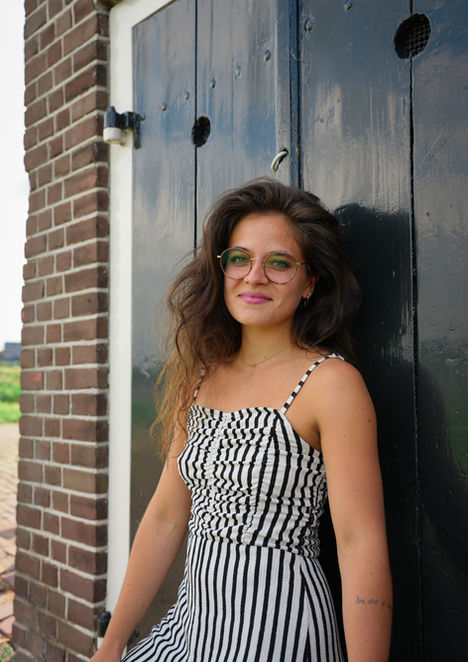 Shoot with Loise