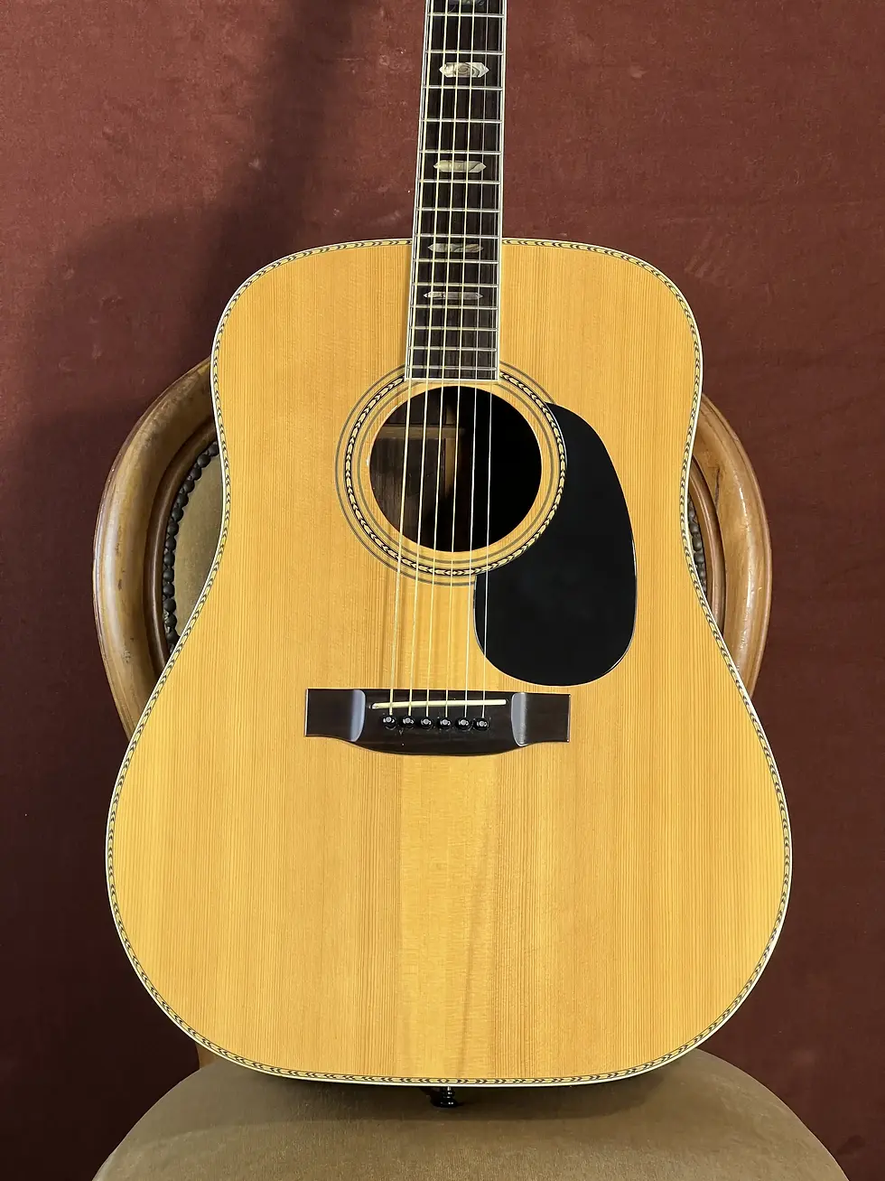 Yamaki F-160 solid spruce top