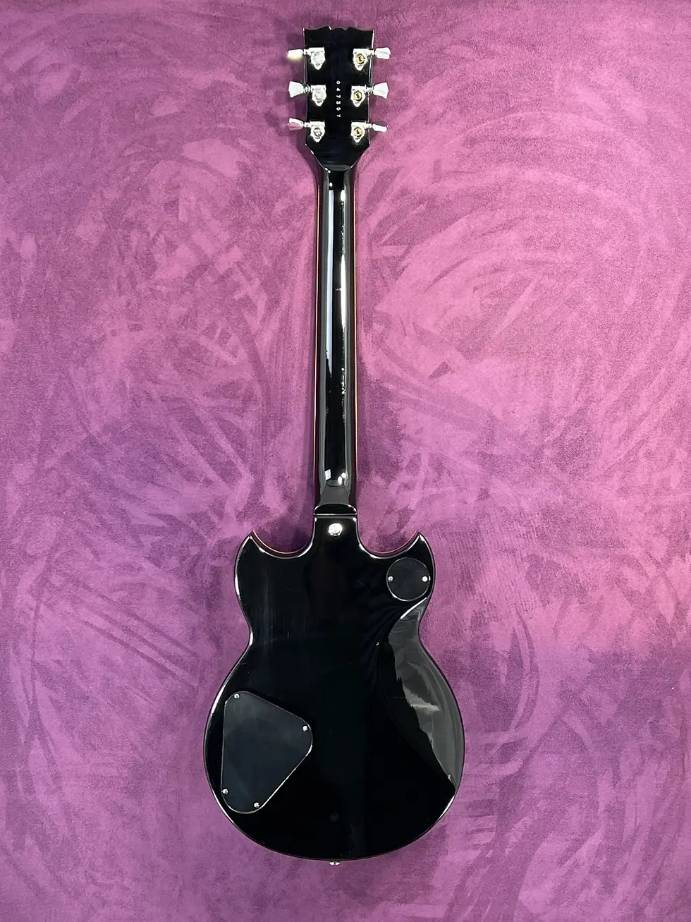 Thumbnail: Yamaha SG-600 full body black electric guitar 3.6kg