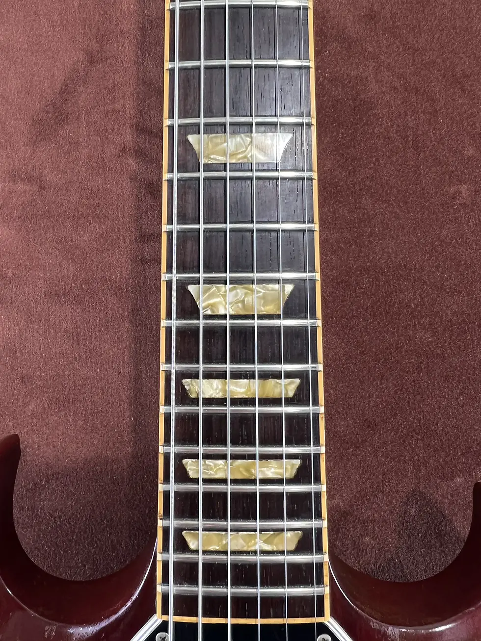 Thumbnail: Gibson SG Standard rosewood fingerboard trapezoid inlays