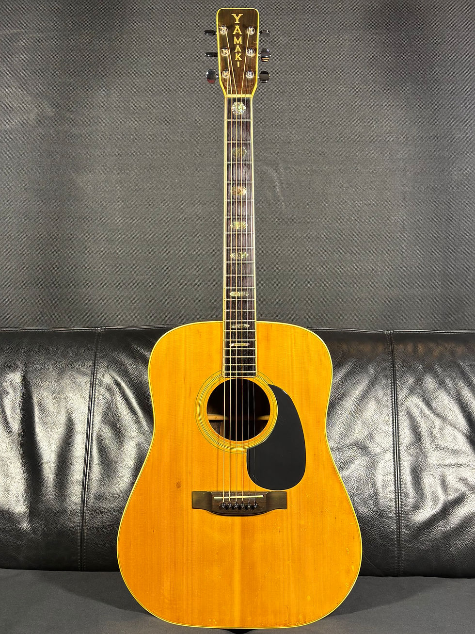 Yamaki 170 Acoustic Guitar