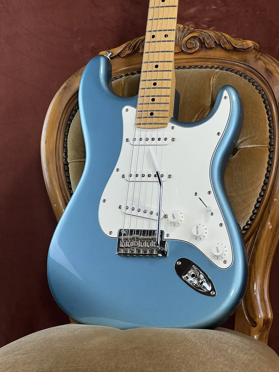 Thumbnail: Fender Player Strat alder body Tidepool finish