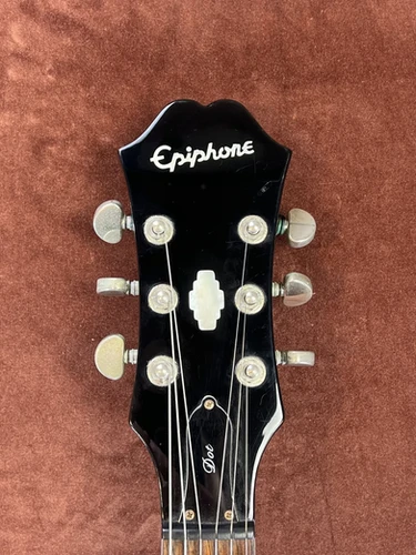 Epiphone Dot VS | 2009 Vintage Sunburst Semi-Hollow | Guitar Garage