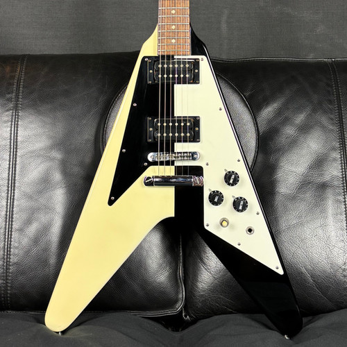 ギター FERNANDES Flying V Gold Fernandes Michael Schenker Flying V - 1980s | guitar-garage