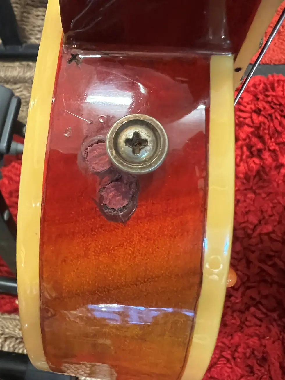 Thumbnail: Greco EG-600 PR headstock split diamond inlay tuners
