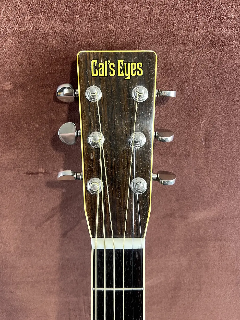 Thumbnail: Tokai Cat's Eyes headstock serial 145877 tuners