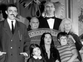 PER TUTTE LE FAMIGLIE, DI QUALSIASI GENERE E FORMA ;-)