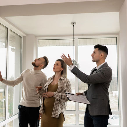 Second Home Showing Checklist: Things Buyers Miss the First Time Around