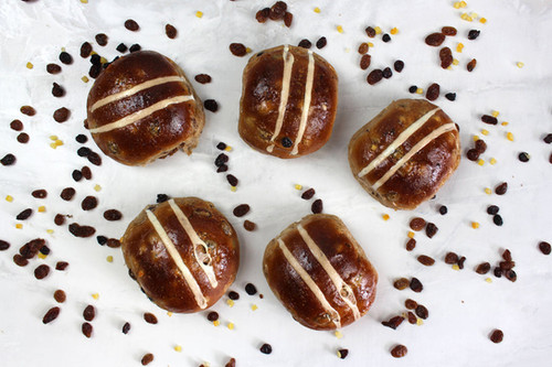 Luxury Currant Bun / Hot Cross Bun | Brownbreadonline