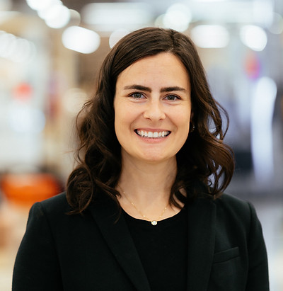 Headshot_Julianne Olivo.jpg