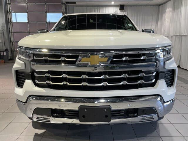 2022_chevrolet_silverado_1500-pic-2399210184354378518-1024x768