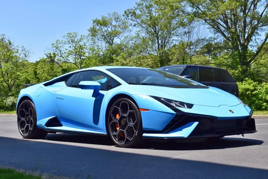 2023-lamborghini-huracan-0-259220094