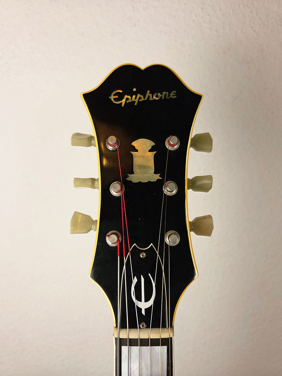 Miniaturbild: Epiphone Broadway, E-252. Vintage, Gitarre