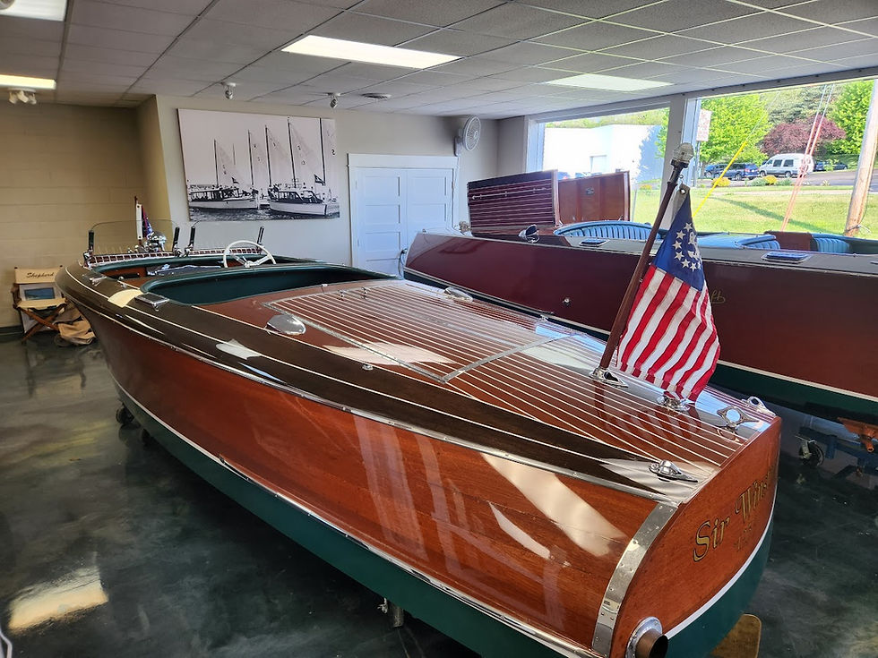 Thumbnail: Fully restored Chris Craft