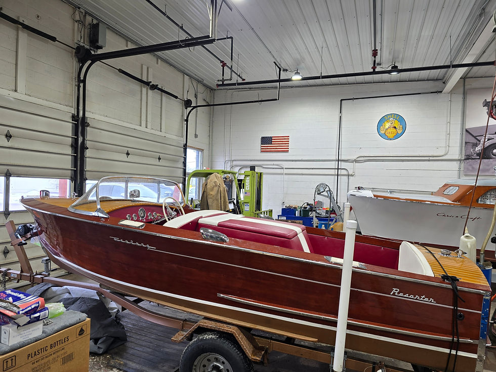 1957 16' Century Resorter