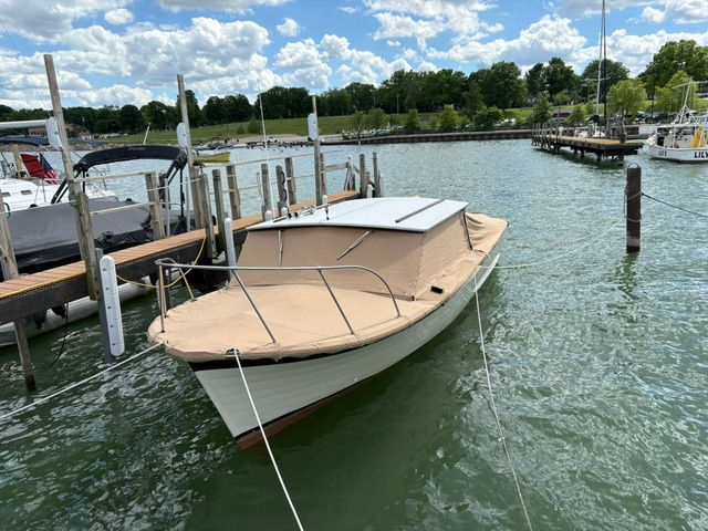 Thumbnail: 1972 26' Lyman Cruisette