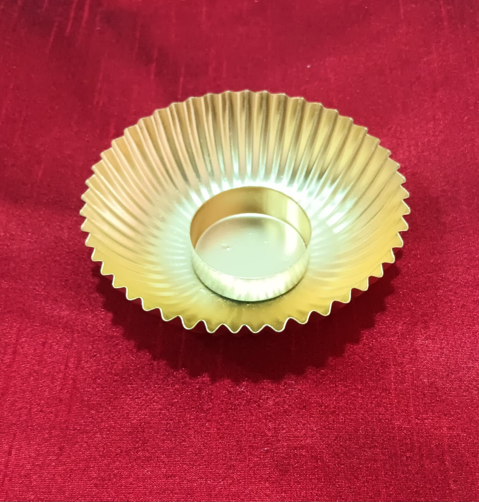 Unique Design T-Light Holder | Metal