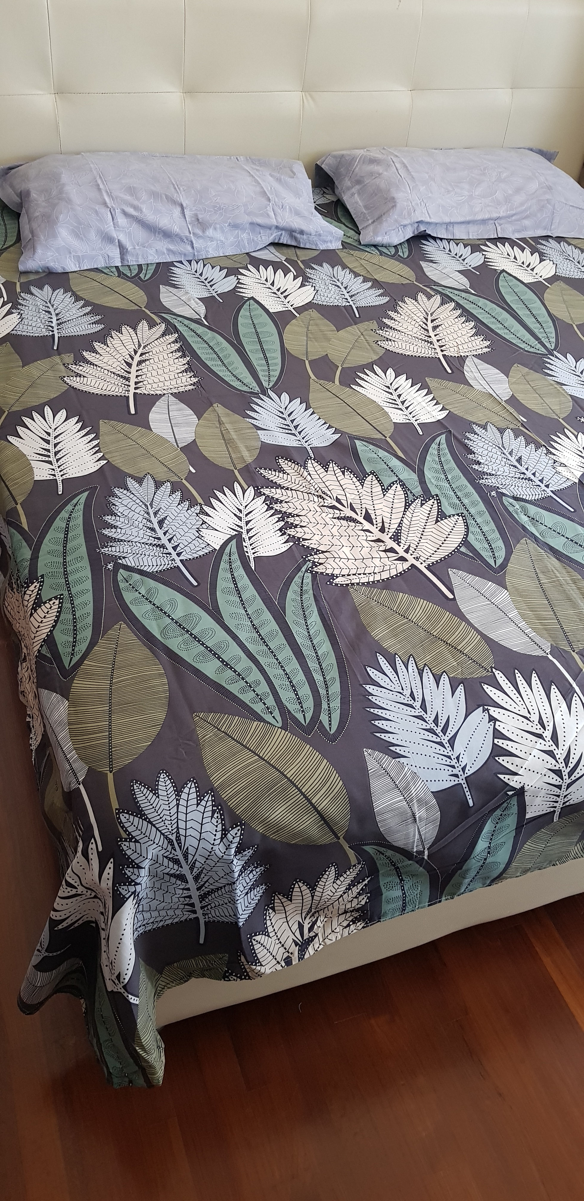 Tropical Flower Queen Size bed sheet