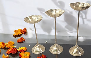 Decorative Standing Tashla Urli | Set of 3