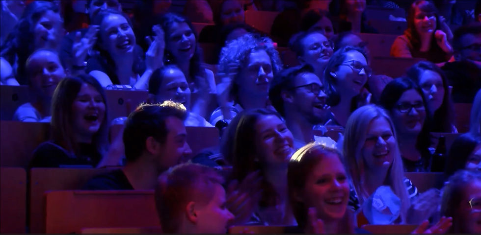 Foto vom Publikum beim Hörsaal-Slam Oldenburg