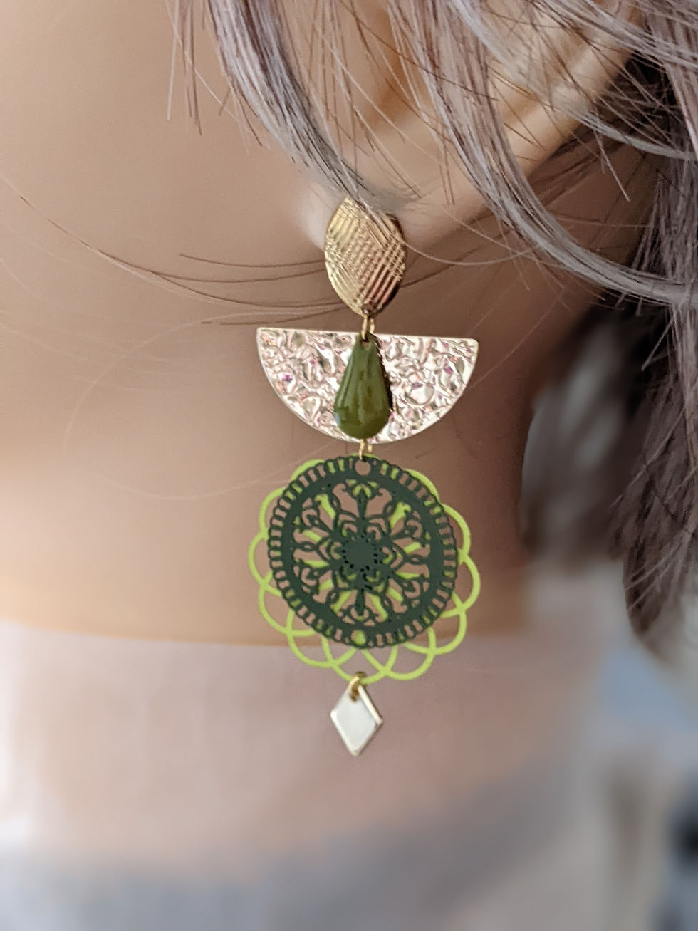 Miniature : Boucles d'oreilles fantaisie vertes et dorées