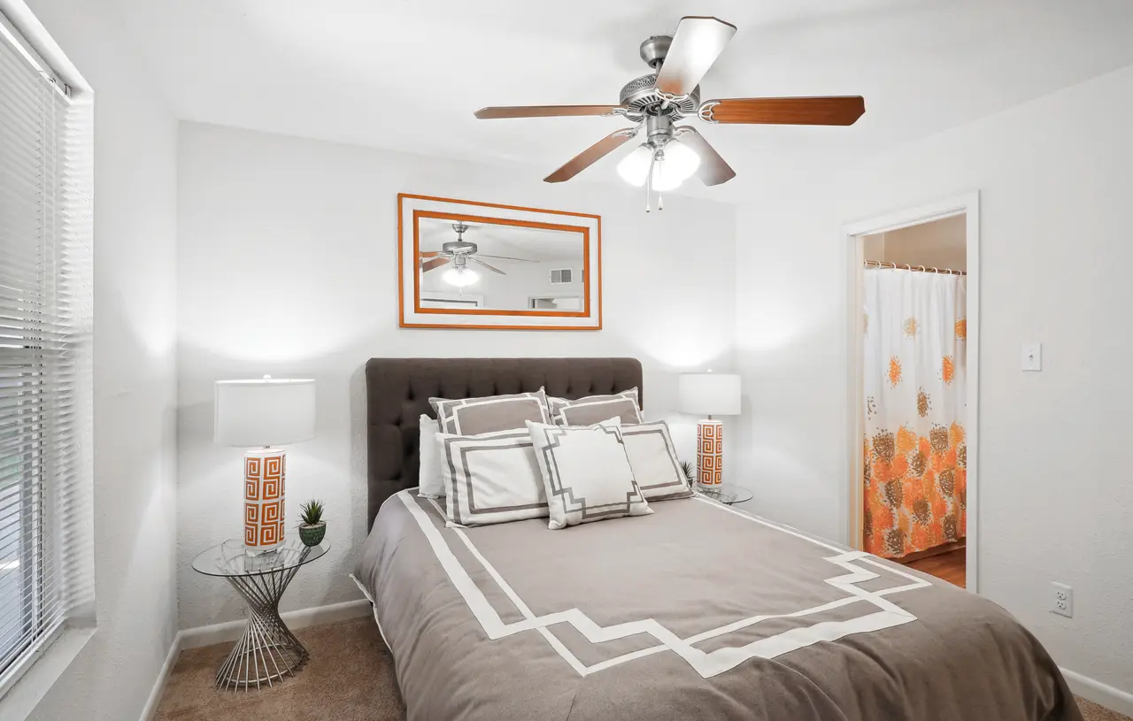 The Gardens Apartments Bedroom