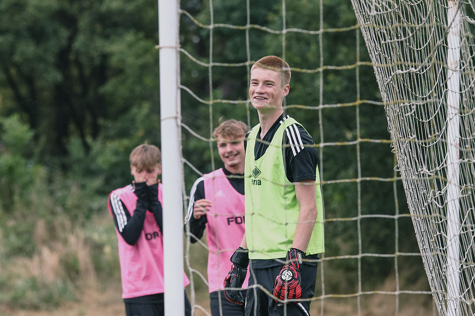 Will trains with the 16-19 Football Education Programme