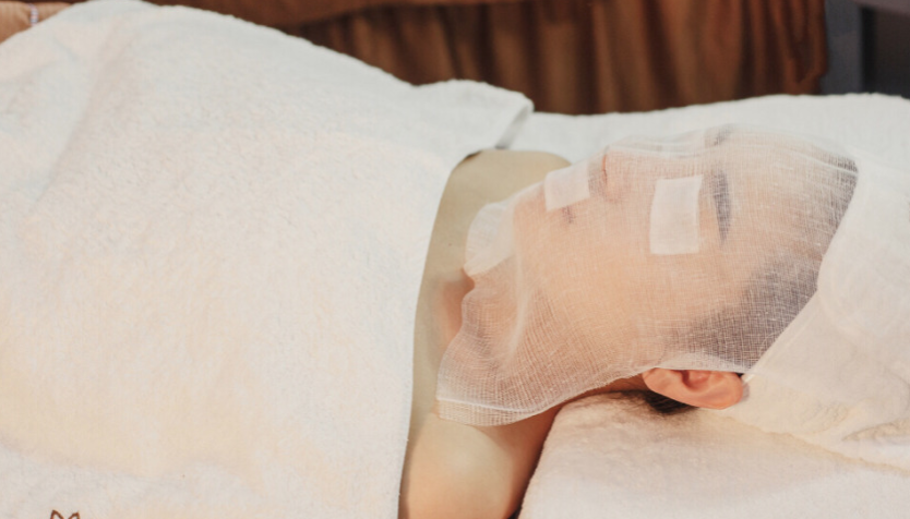 Essential Facial Treatment