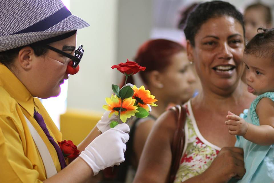 #umaflorumsorriso
